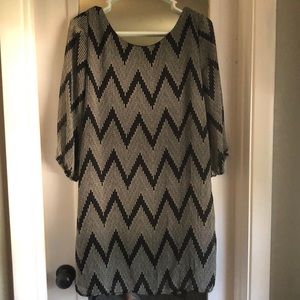 Beautifully elegant dress!